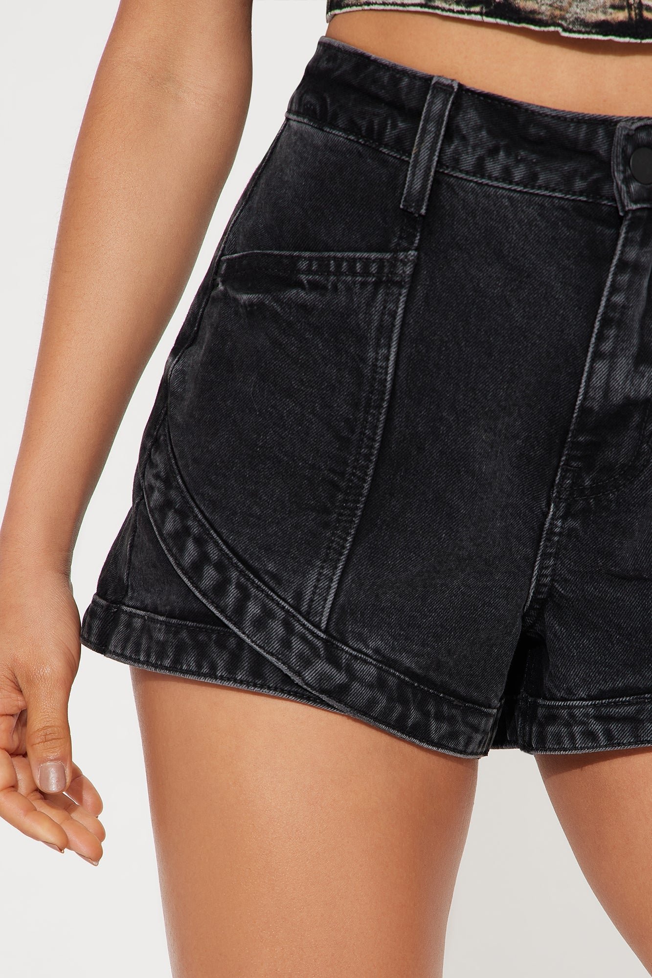 Short Fashion Nova